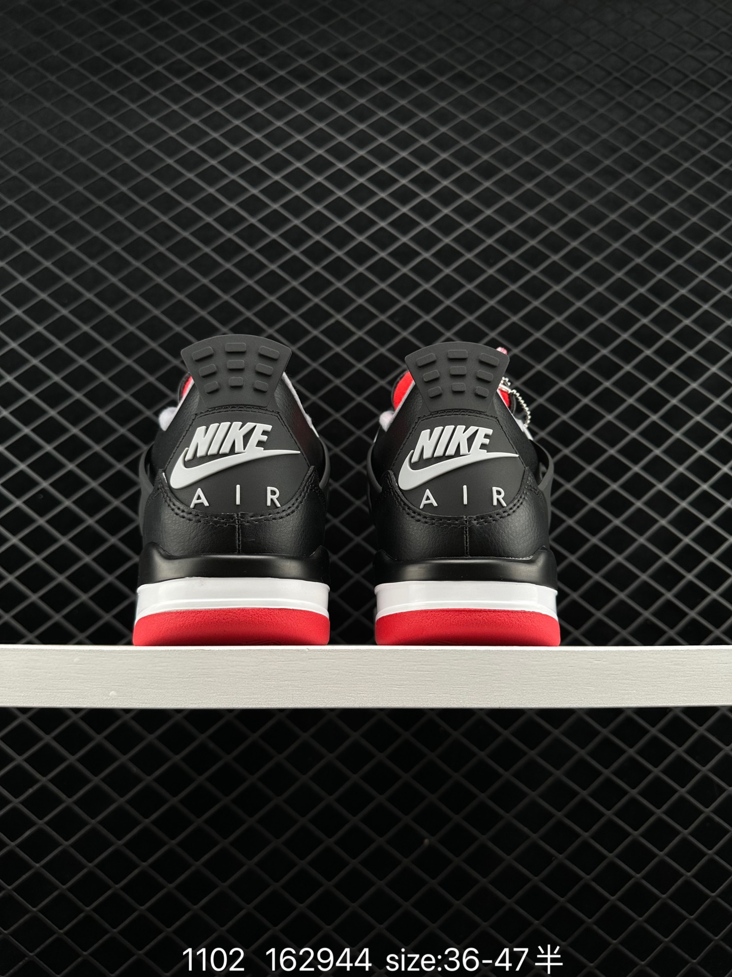 Air Jordan 4 Retro ”Bred Reimagined“